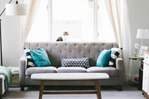 12 tips voor een bank schoonmaken